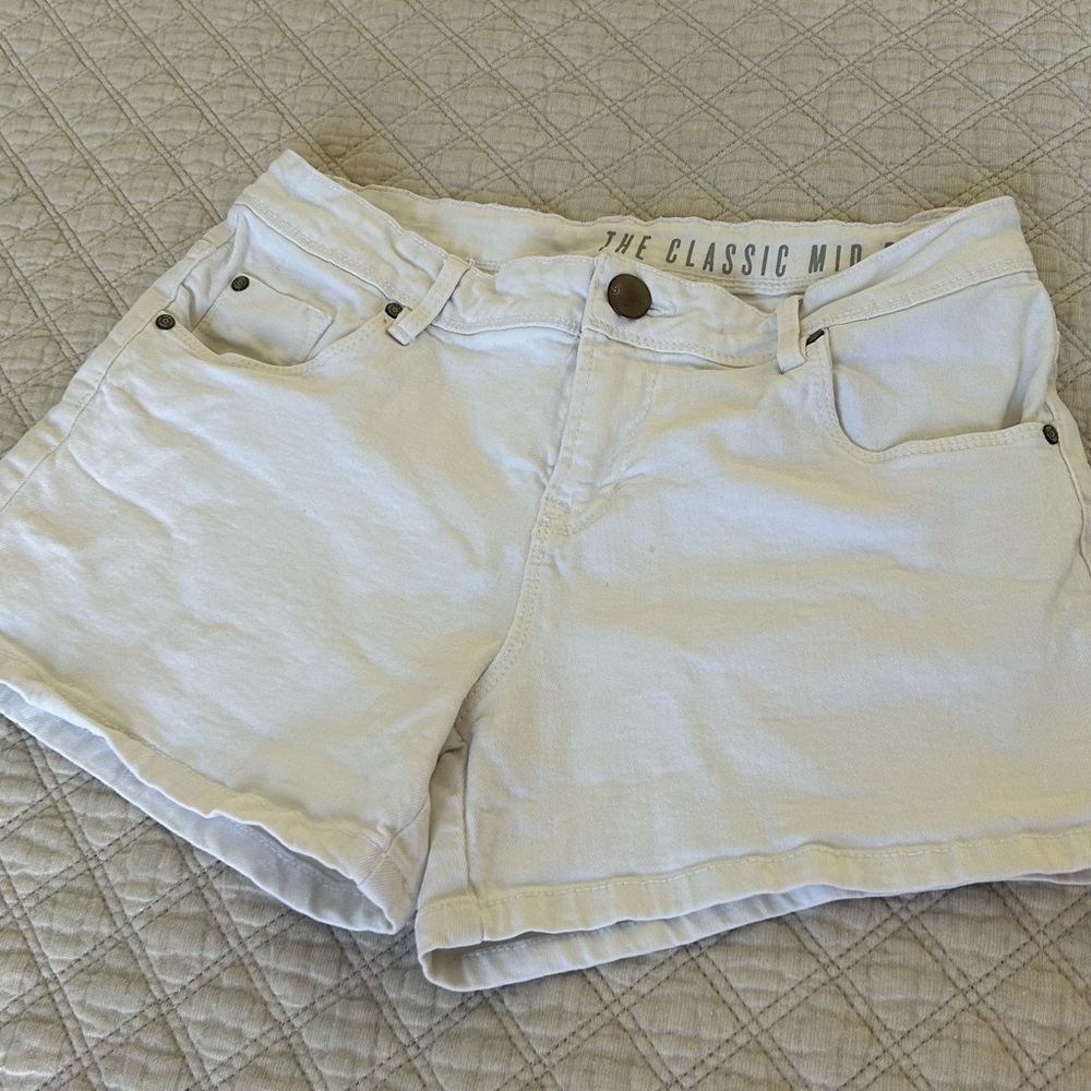 1991 White Ladies Shorts.